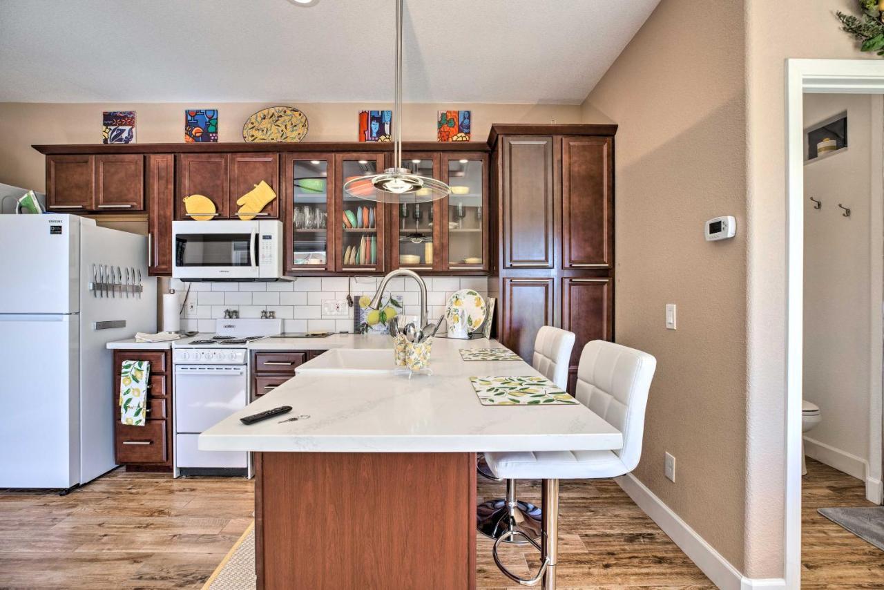 Modern Sun City Studio Near Deer Valley Golf Sun City West المظهر الخارجي الصورة